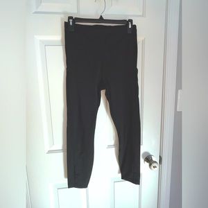 Athleta Ultimate Stash Pocket 7/8 Leggings